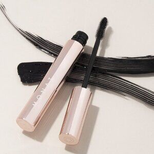 Monat IR Clinical Mascara NWOT In Box